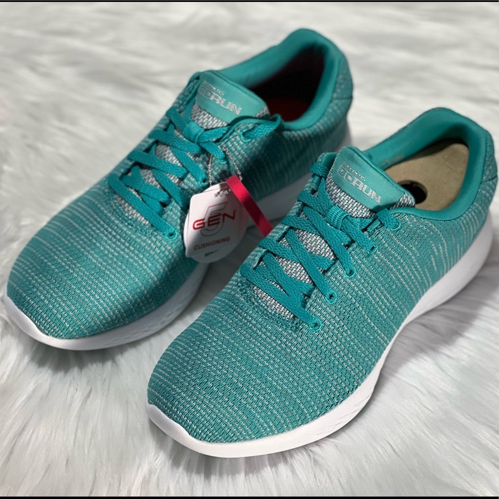 New Skechers Womens Skechers GOrun 600 sneakers - Picture 8 of 11